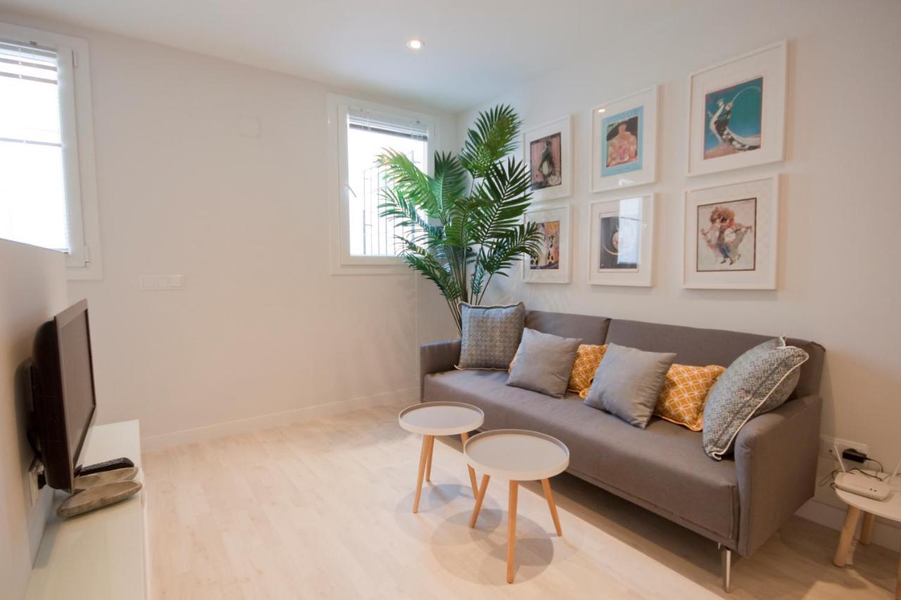 Loft De Lujo A Pasos Del Prado Appartement Madrid Buitenkant foto
